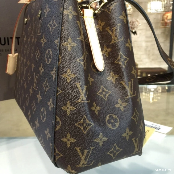 WIS MONTAIGNE VUITTON MM LOUIS 0810